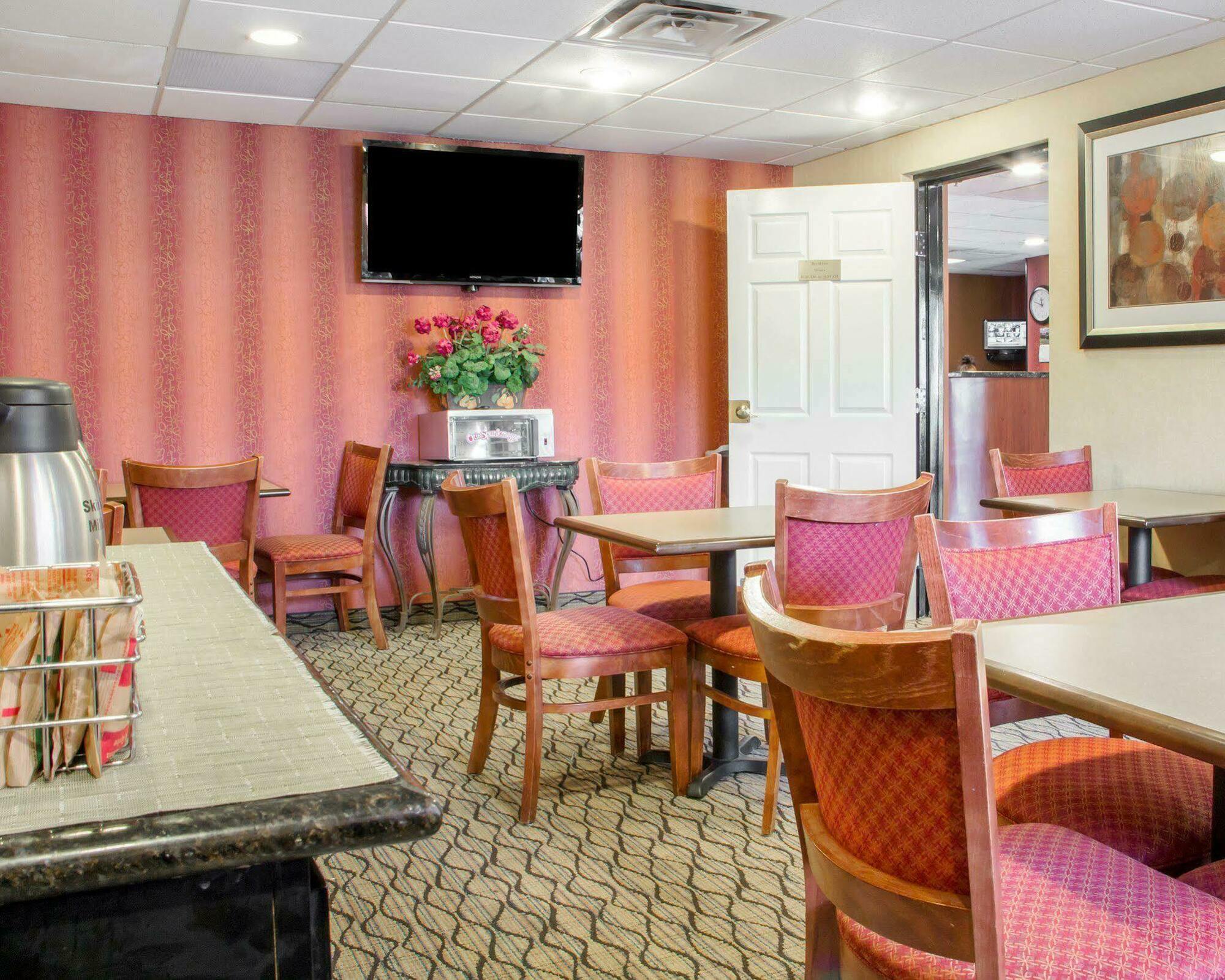 Quality Inn Broken Arrow - Tulsa Экстерьер фото